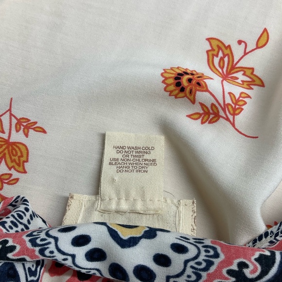 Altar'd State Colorful Medallion Print Tassell Hem Kimono Wrap Size S/M - Picture 9 of 10